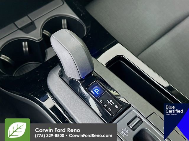 Used 2025 Toyota Prius LE image 18