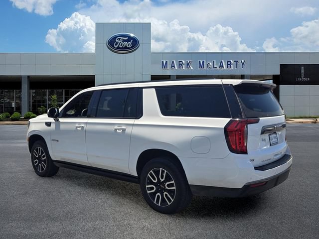 Used 2023 GMC Yukon XL AT4 AWD/4WD image 3