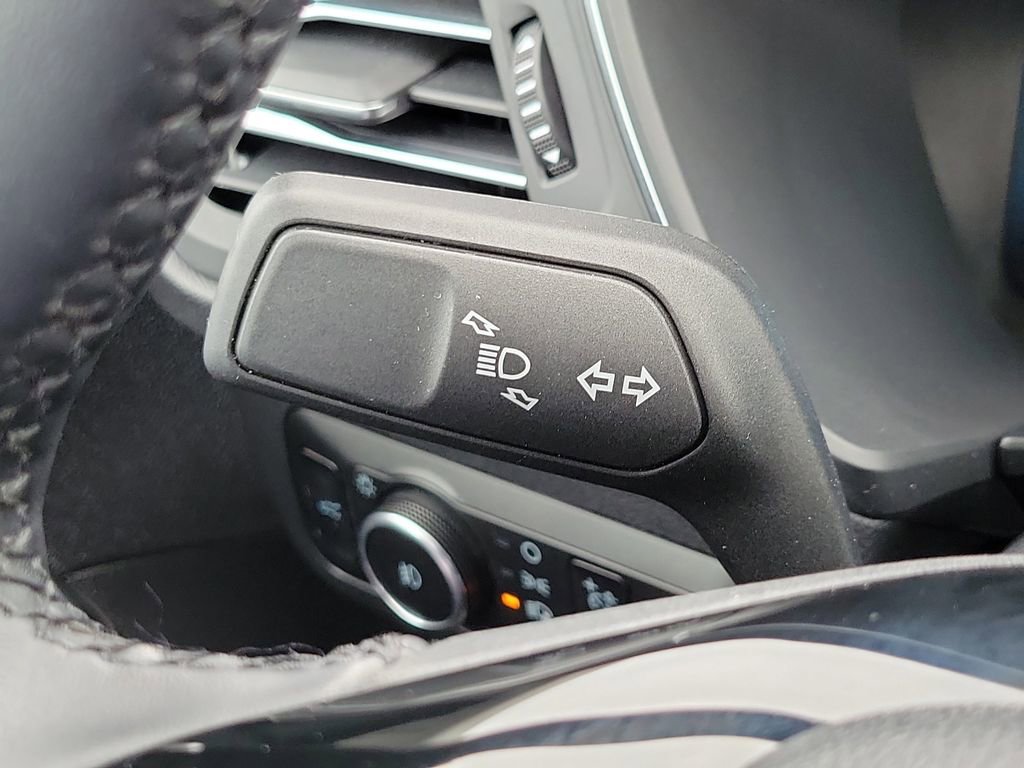 Certified 2025 Ford Escape Platinum image 15