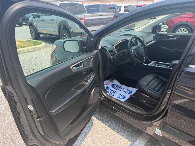 Certified 2024 Ford Edge SEL w/ Convenience Package AWD/4WD image 10