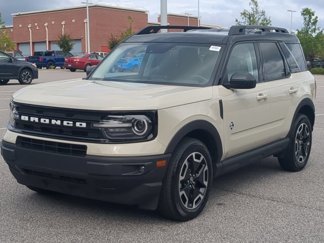 Certified 2024 Ford Bronco Sport Outer Banks AWD/4WD image 8