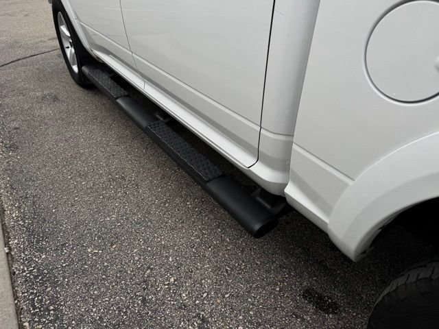 Used 2018 RAM 1500 SLT AWD/4WD image 38