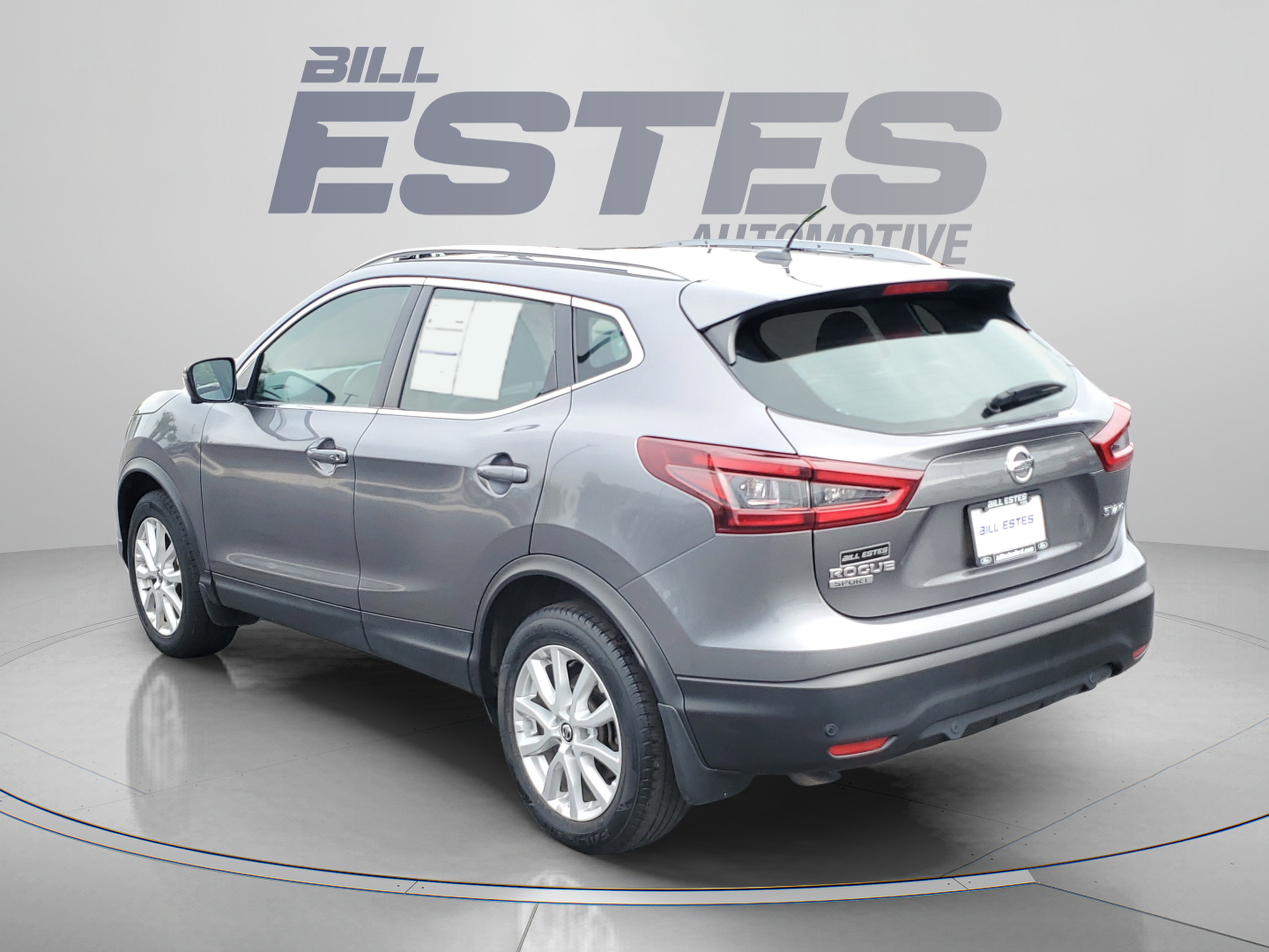 Used 2022 Nissan Rogue Sport SV w/ Technology Package AWD/4WD image 2