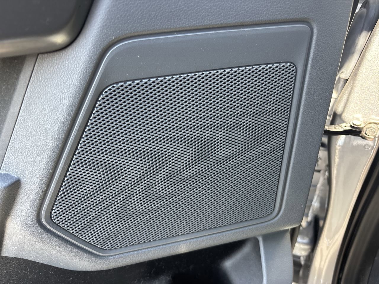 Certified 2022 Ford F150 XLT w/ Equipment Group 302A High image 19