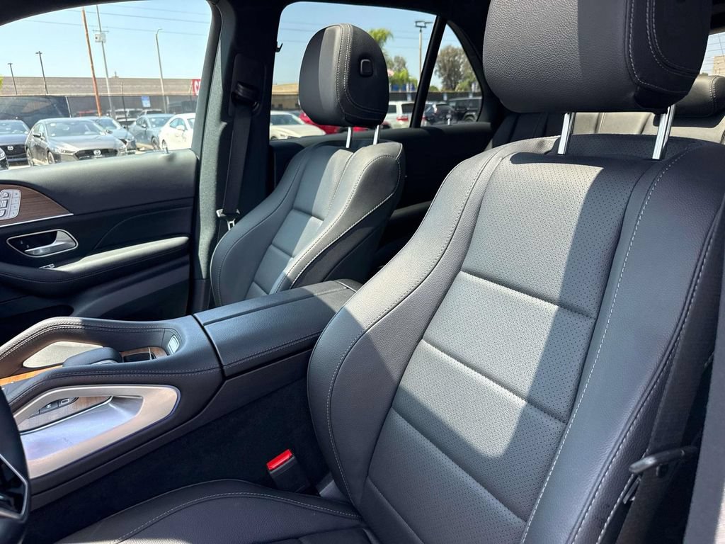 Used 2025 Mercedes-Benz GLE 350 4MATIC image 26