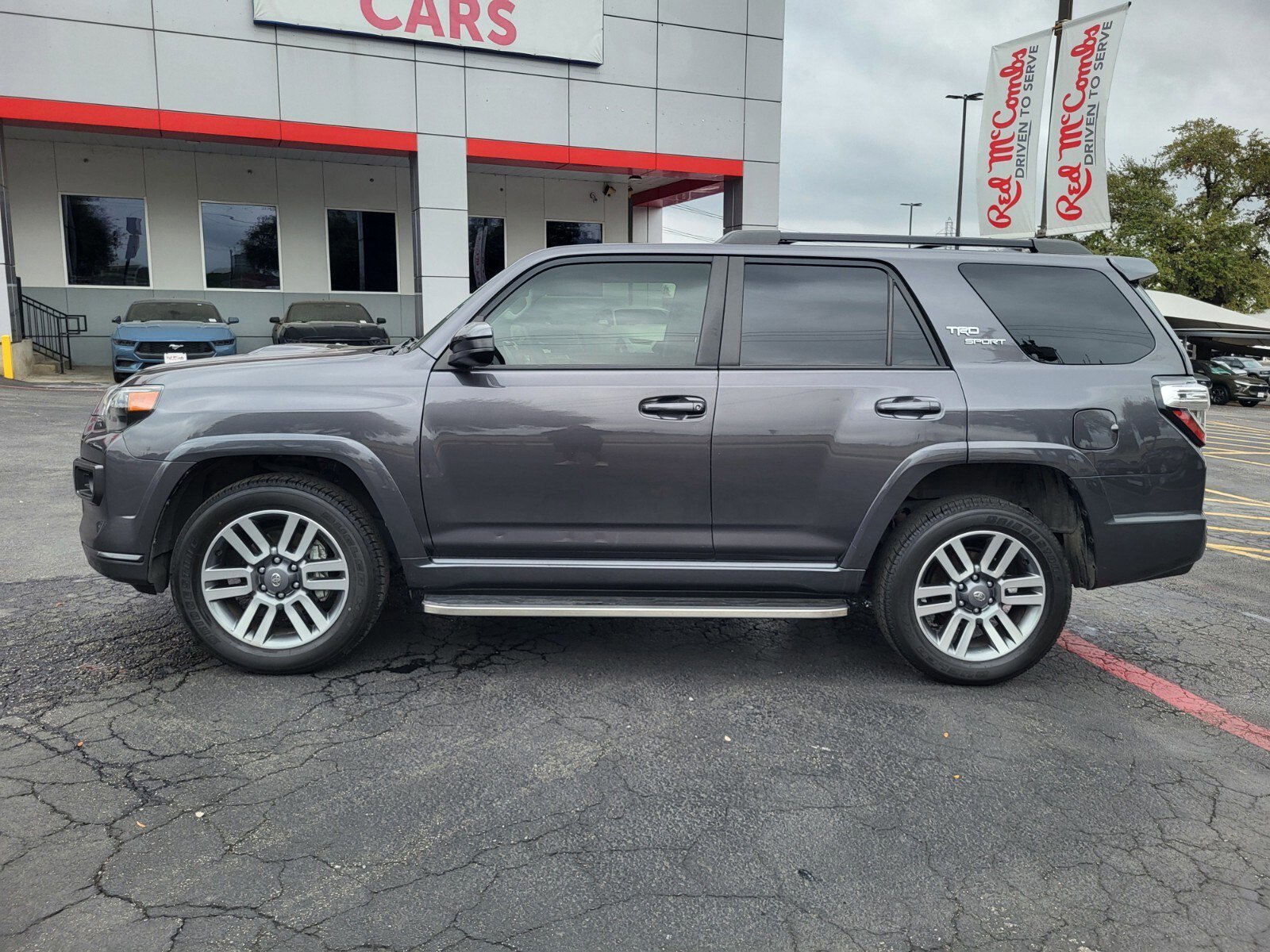 Used 2023 Toyota 4Runner TRD Sport AWD/4WD image 6