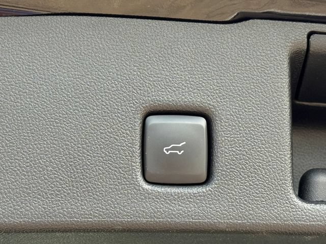 Certified 2024 Ford Escape Active AWD/4WD image 27