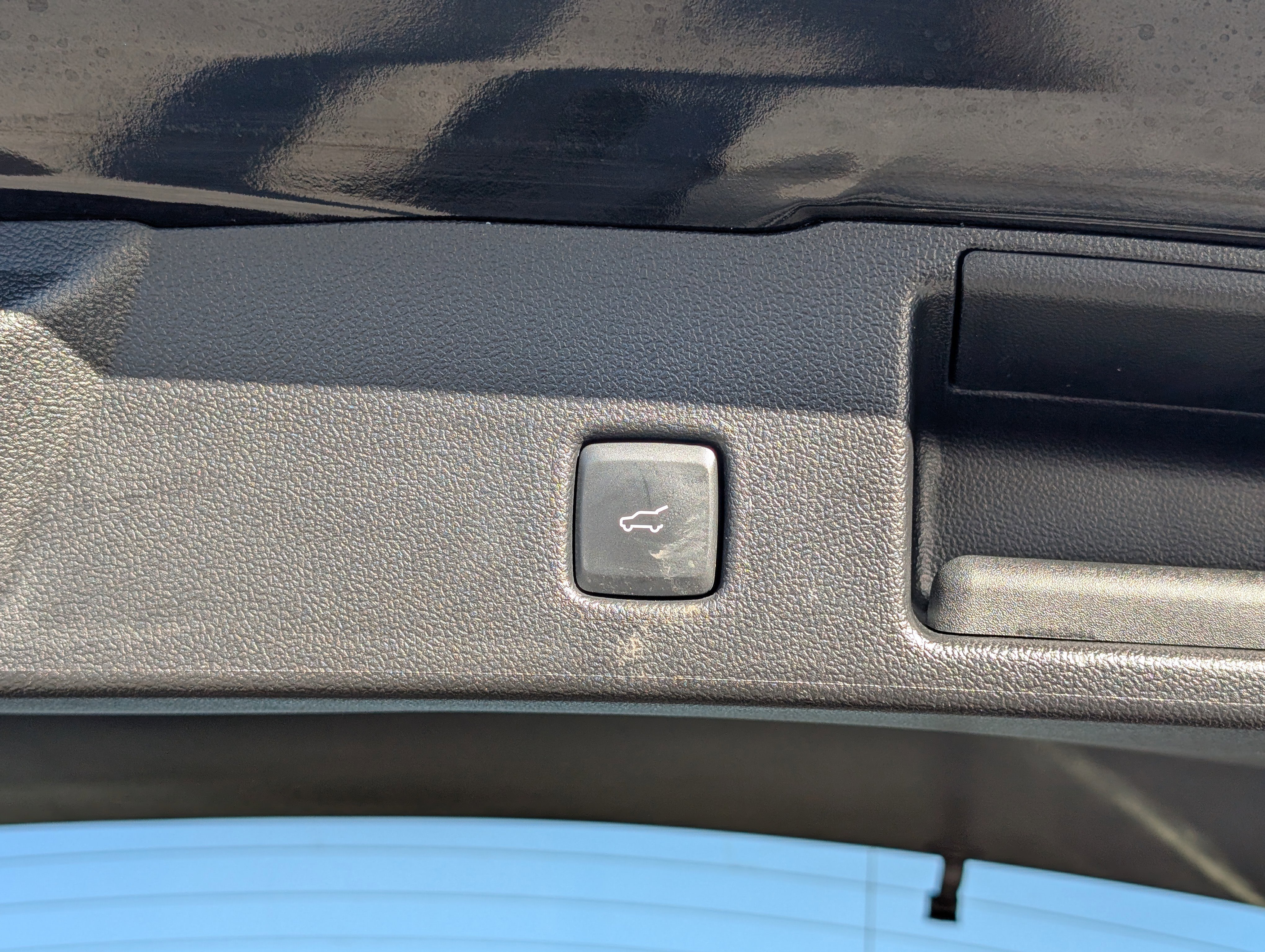 Certified 2022 Ford Escape SEL w/ SEL Stealth AWD Package image 15