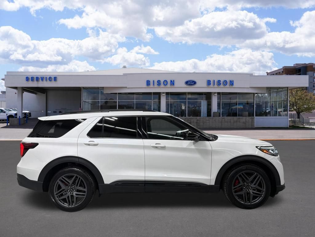 Certified 2025 Ford Explorer ST AWD/4WD image 2