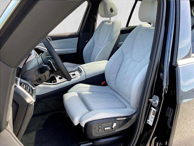 Used 2026 BMW X5 sDrive40i w/ Premium Package RWD image 23
