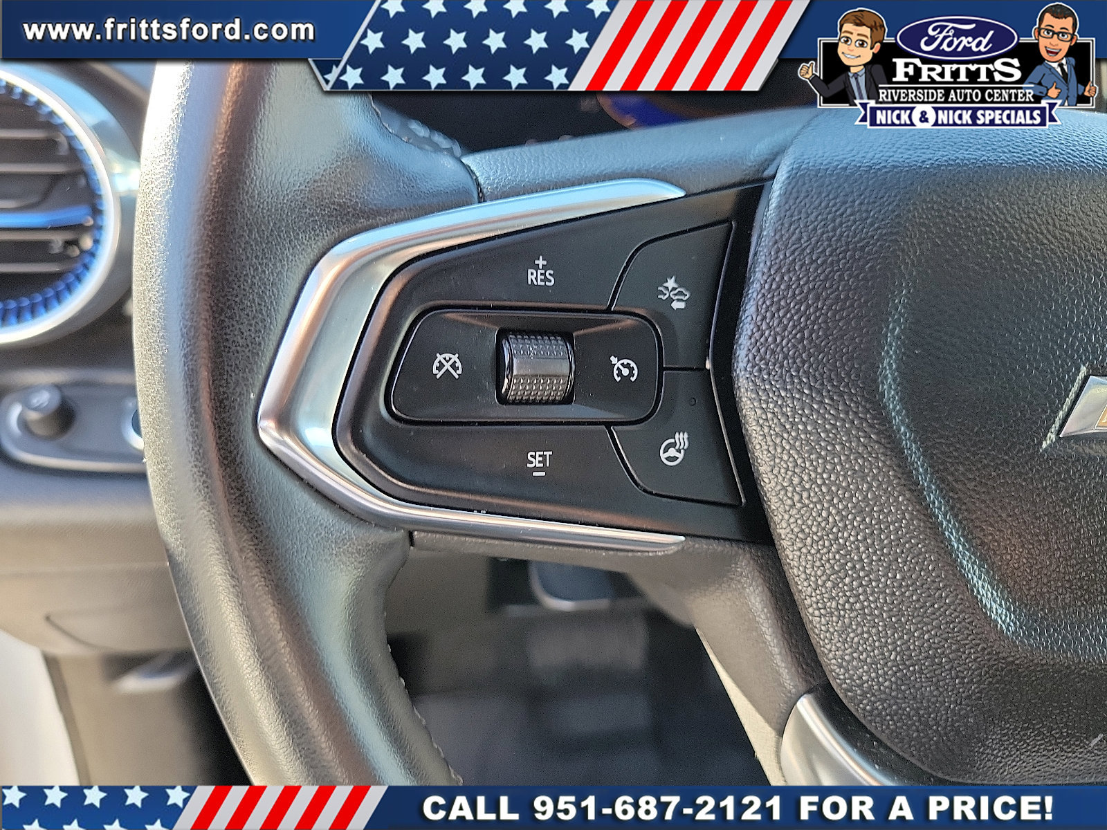 Used 2024 Chevrolet Trax LT w/ Sunroof Package image 7