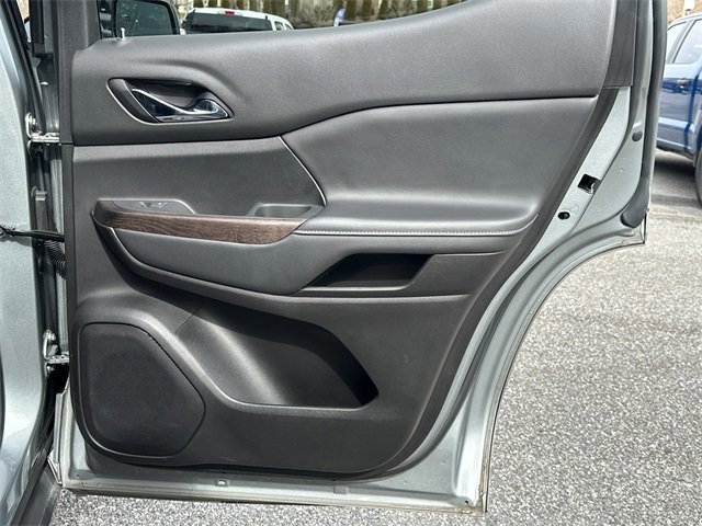 Used 2023 GMC Acadia Denali w/ Denali Technology Package image 16