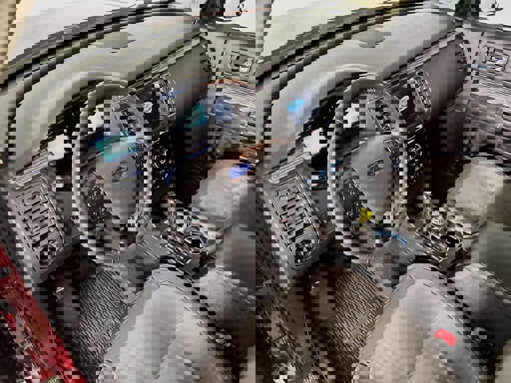 Certified 2019 Ford Flex Limited w/ Equipment Group 303A image 2