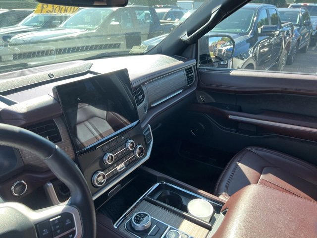 Certified 2023 Ford Expedition Limited image 16