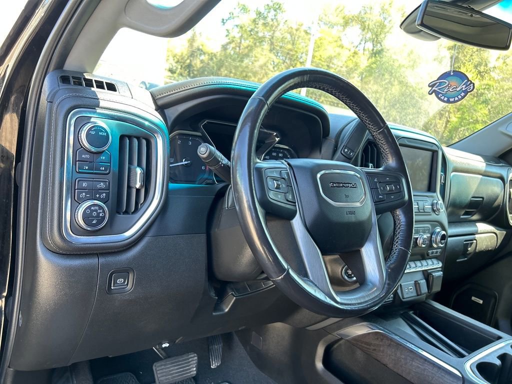 Used 2022 GMC Sierra 1500 Denali w/ Denali Premium Package image 10