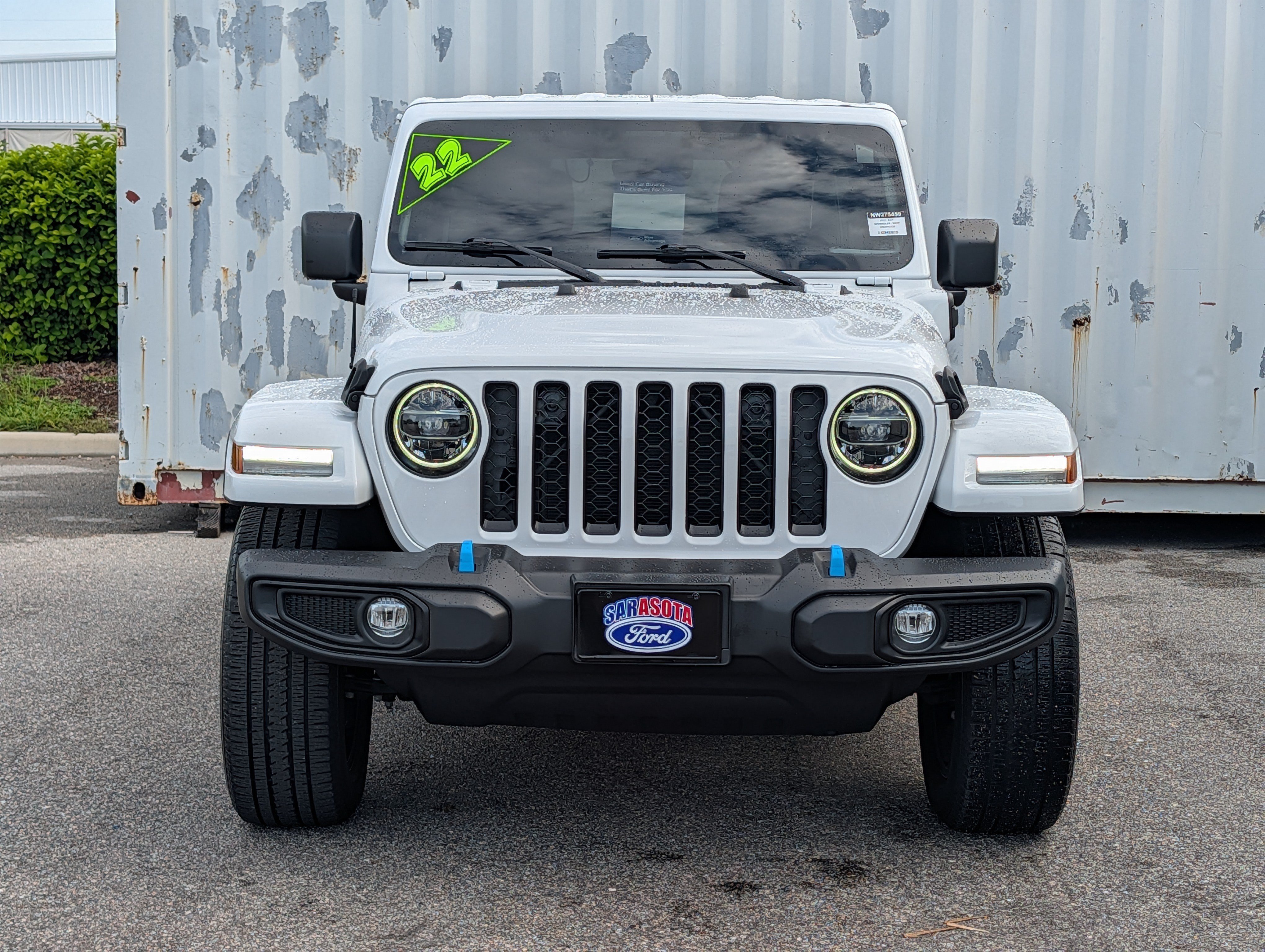 Used 2022 Jeep Wrangler Unlimited Sahara w/ Cold Weather Group AWD/4WD image 9