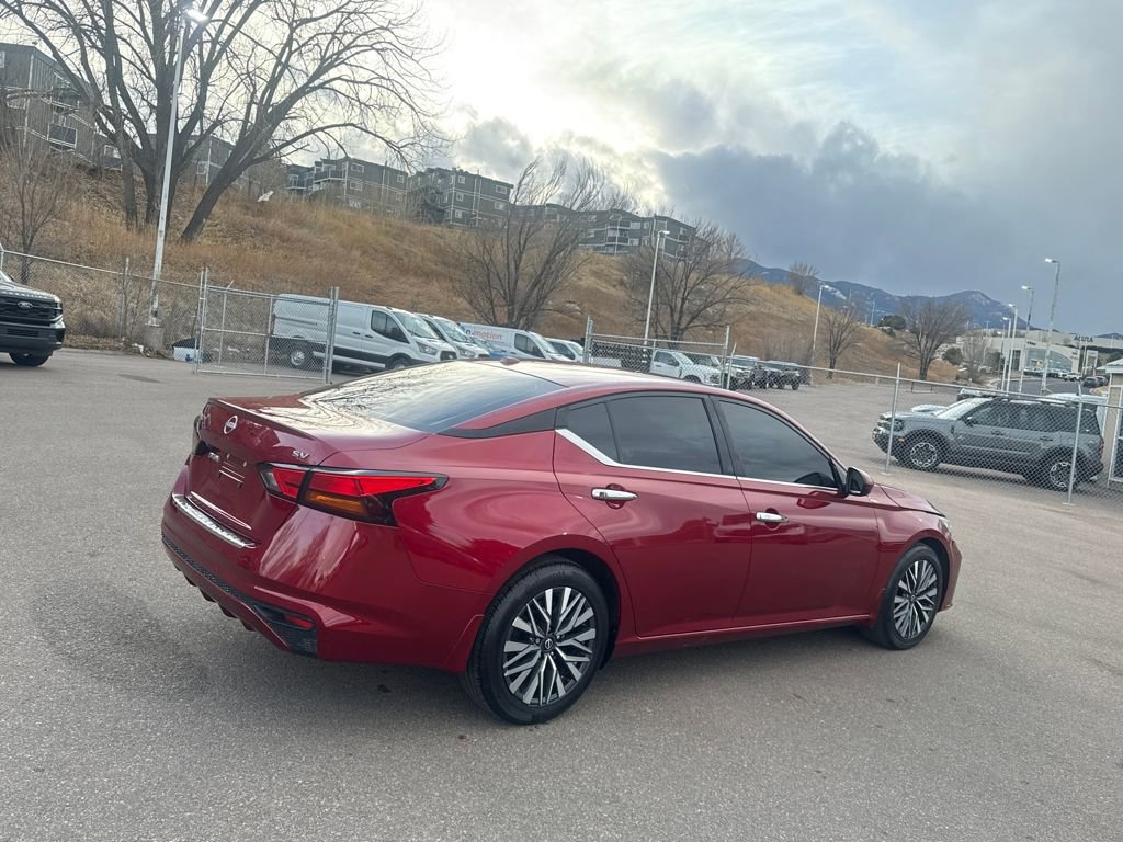 Used 2023 Nissan Altima 2.5 SV image 5