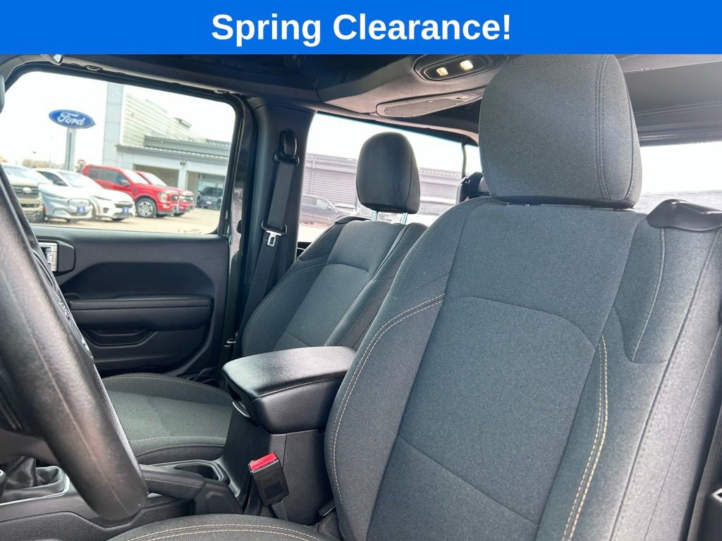 Used 2024 Jeep Wrangler Sport AWD/4WD image 18