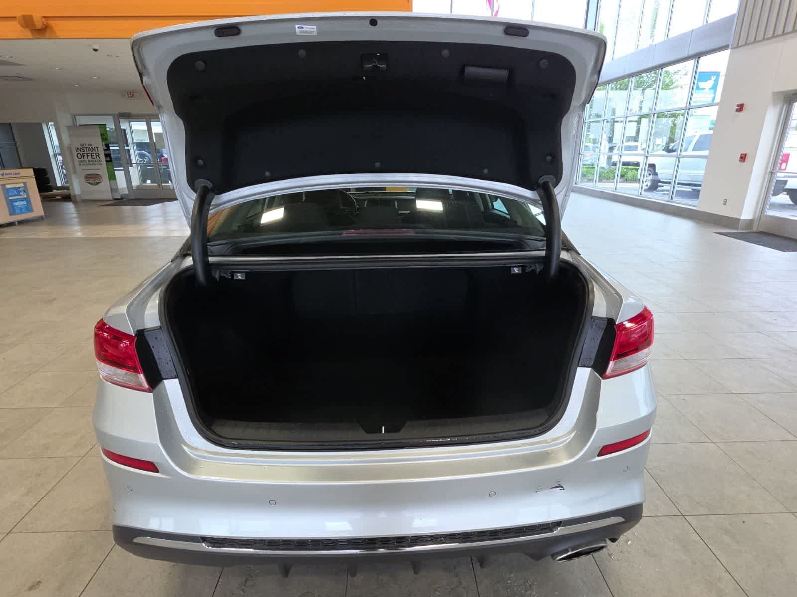 Used 2020 Kia Optima LX FWD image 29