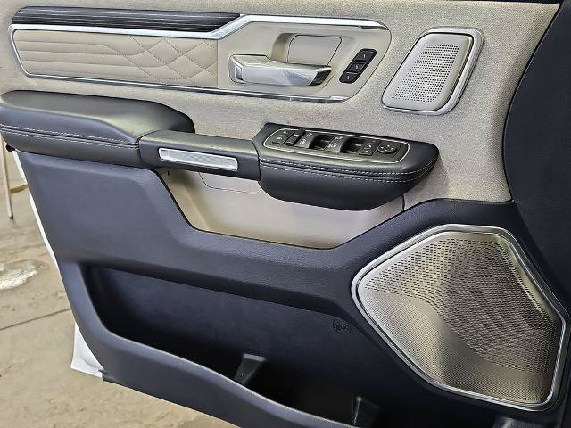 Used 2023 RAM 1500 Limited AWD/4WD image 25