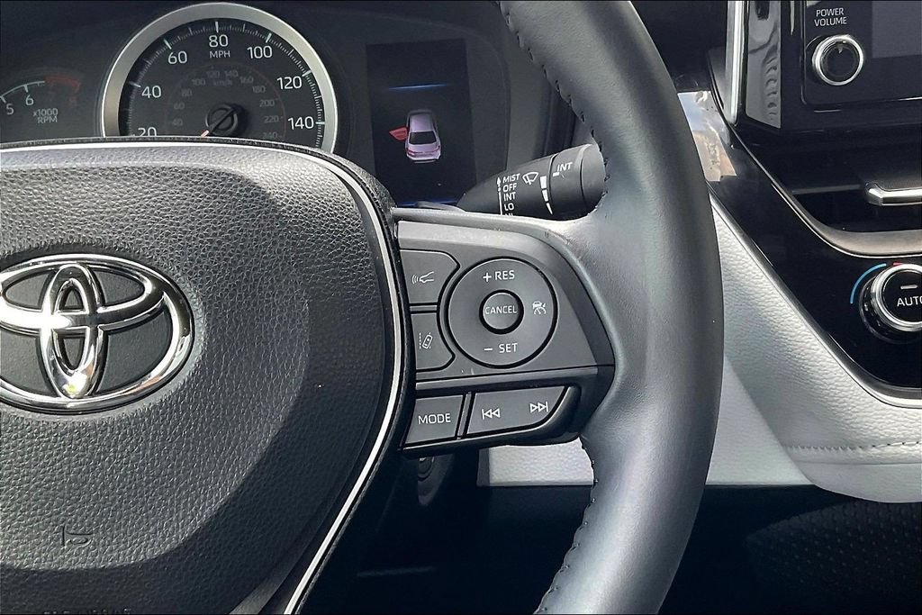 Used 2020 Toyota Corolla SE FWD image 11