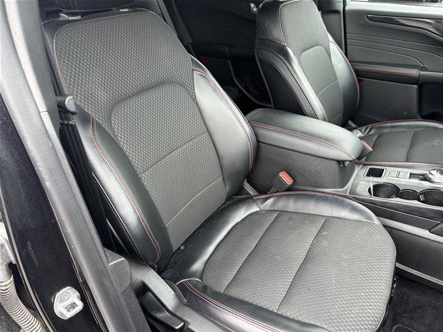 Certified 2023 Ford Escape ST-Line w/ Tech Pack #1 AWD/4WD image 29
