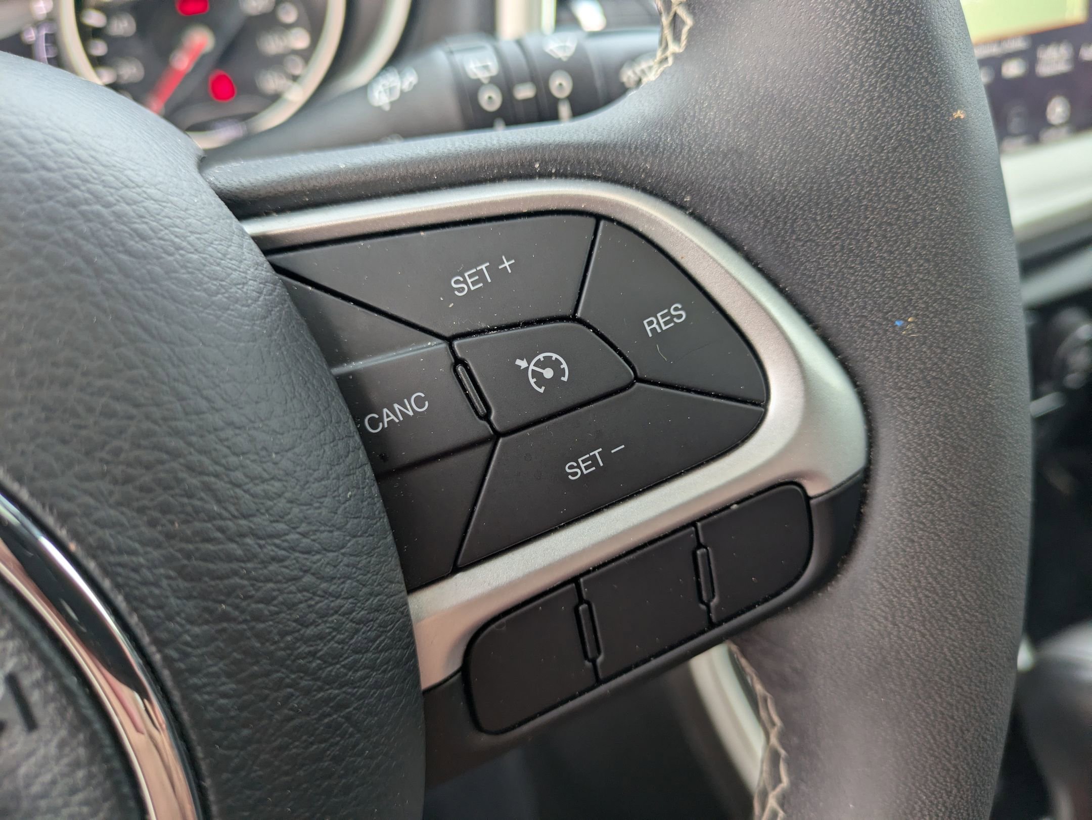 Used 2021 Jeep Compass Latitude w/ Sun and Sound Group image 17