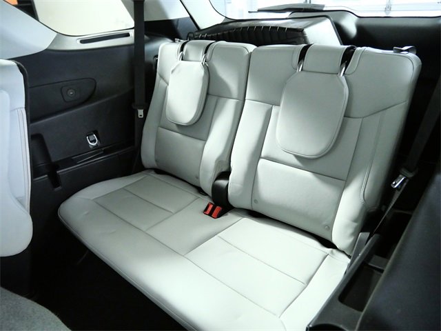 Certified 2025 Ford Explorer Platinum w/ Ultimate Package image 15