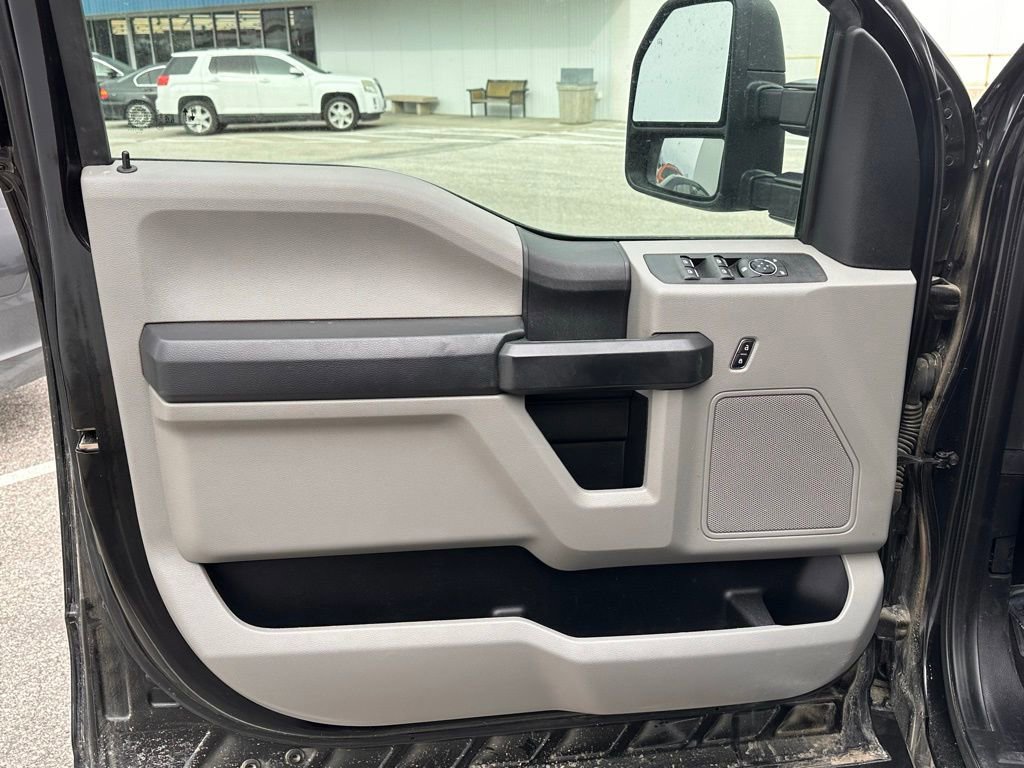 Certified 2020 Ford F250 XL w/ STX Appearance Package image 12
