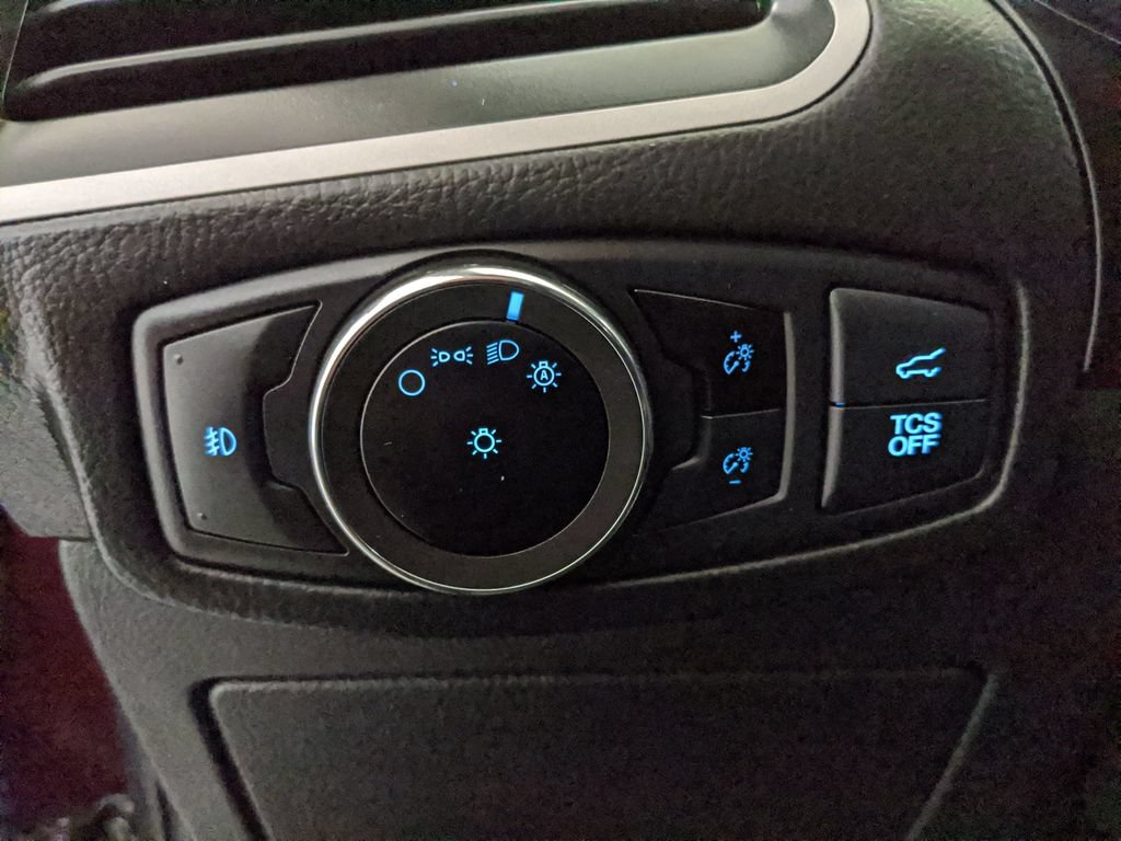 Certified 2023 Ford Edge SEL w/ Convenience Package AWD/4WD image 13