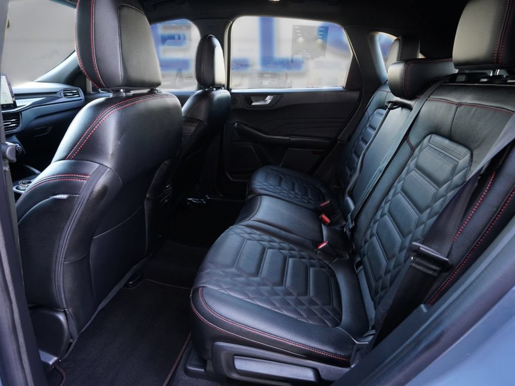 Certified 2023 Ford Escape ST-Line Elite w/ Premium Technology Package AWD/4WD image 19