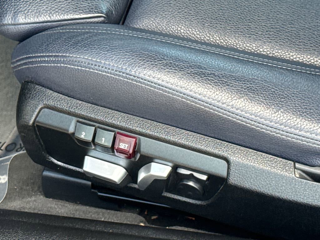 Used 2018 BMW 430i Convertible image 25