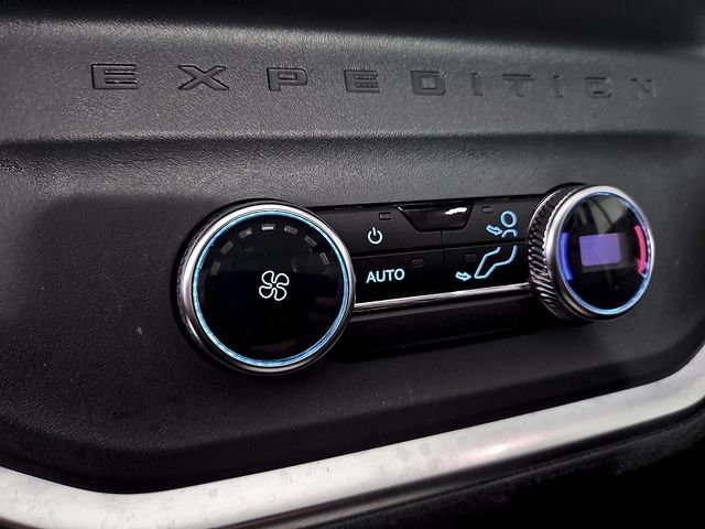 Certified 2025 Ford Expedition Active image 13