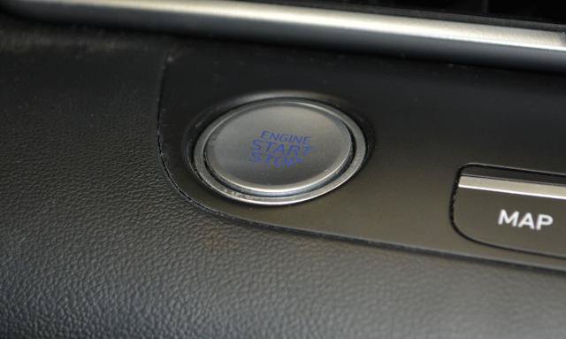 Used 2023 Hyundai Elantra SEL w/ Convenience Package FWD image 16