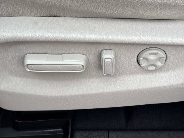 Used 2026 Honda Odyssey Touring image 27
