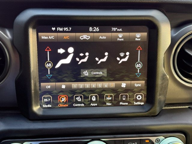 Used 2022 Jeep Gladiator Mojave AWD/4WD image 21