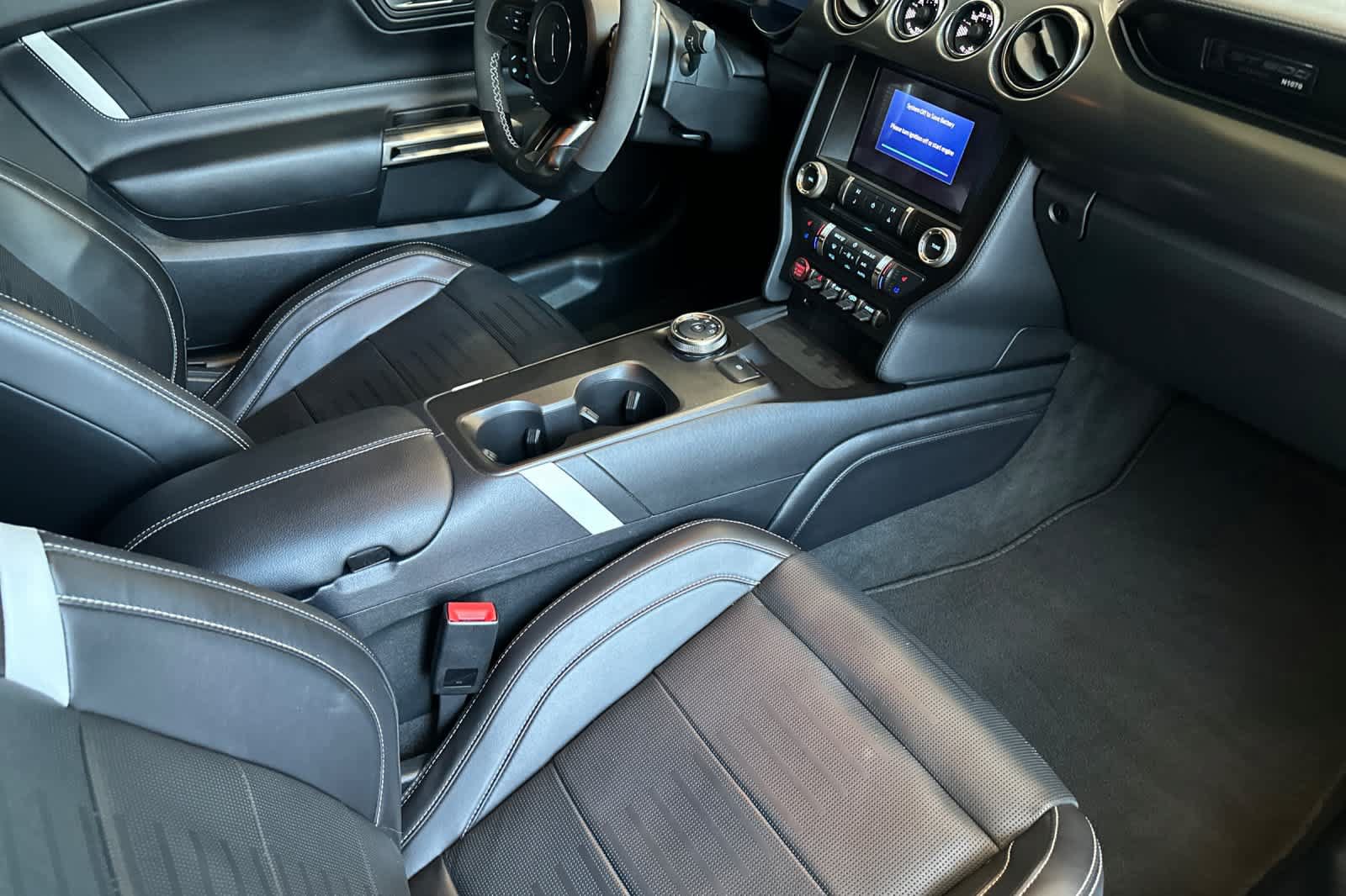Certified 2022 Ford Mustang Shelby GT500 w/ Technology Package RWD image 14