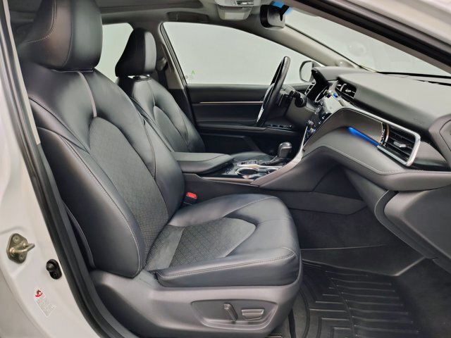 Used 2018 Toyota Camry XSE FWD image 24