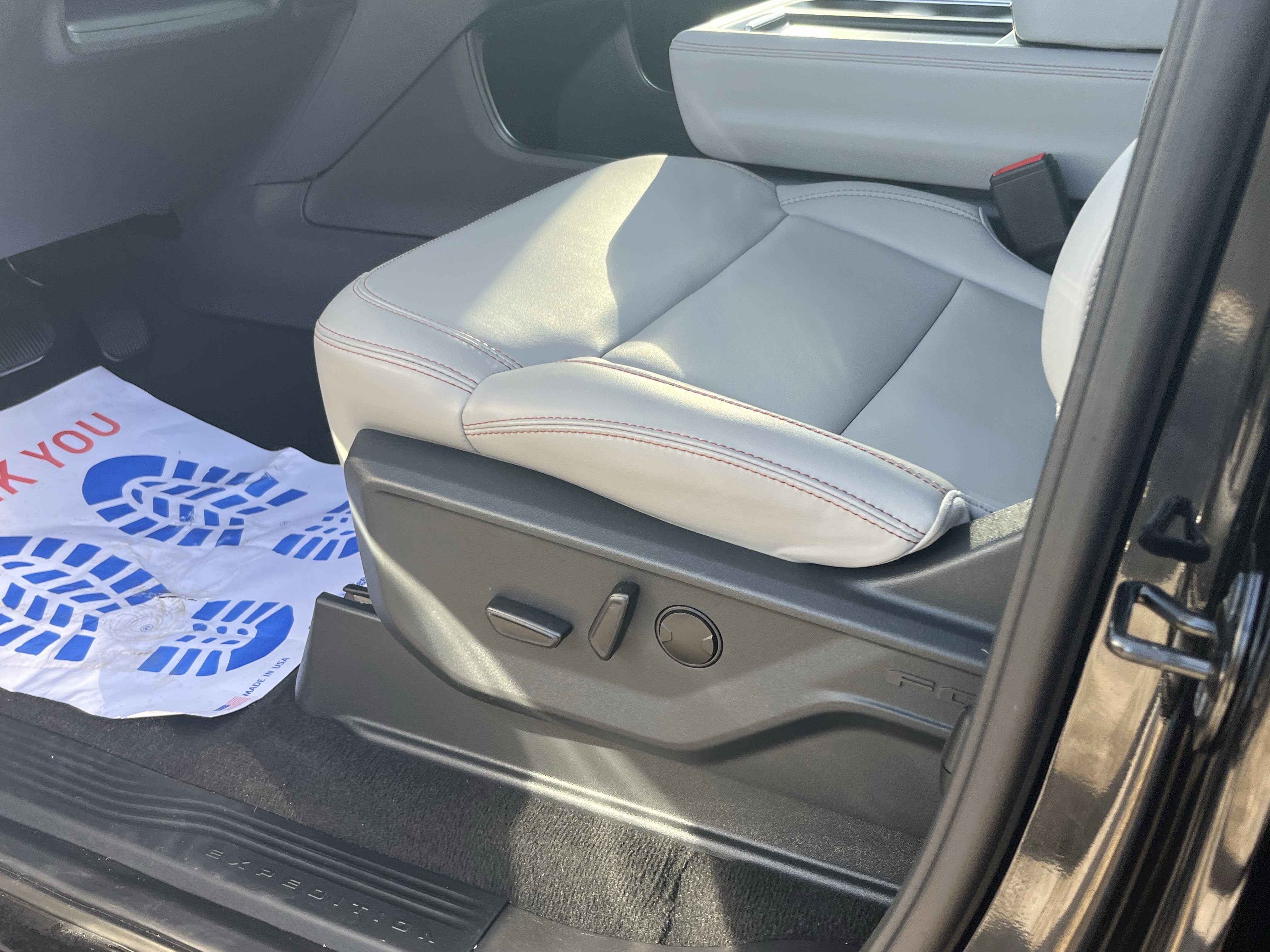 Certified 2025 Ford Expedition Max Active image 13