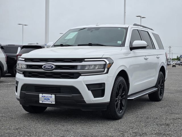 Certified 2022 Ford Expedition XLT RWD image 3