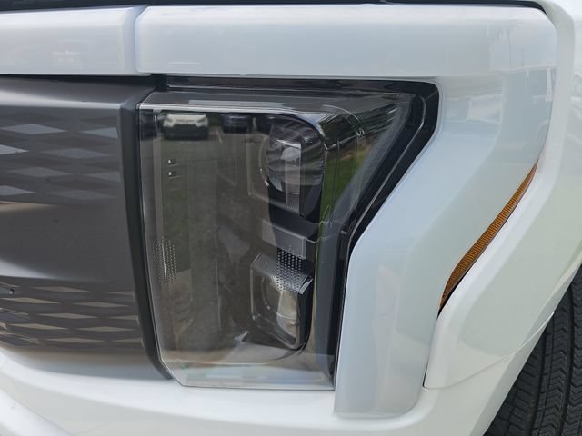 Certified 2023 Ford F150 Lightning XLT AWD/4WD image 29