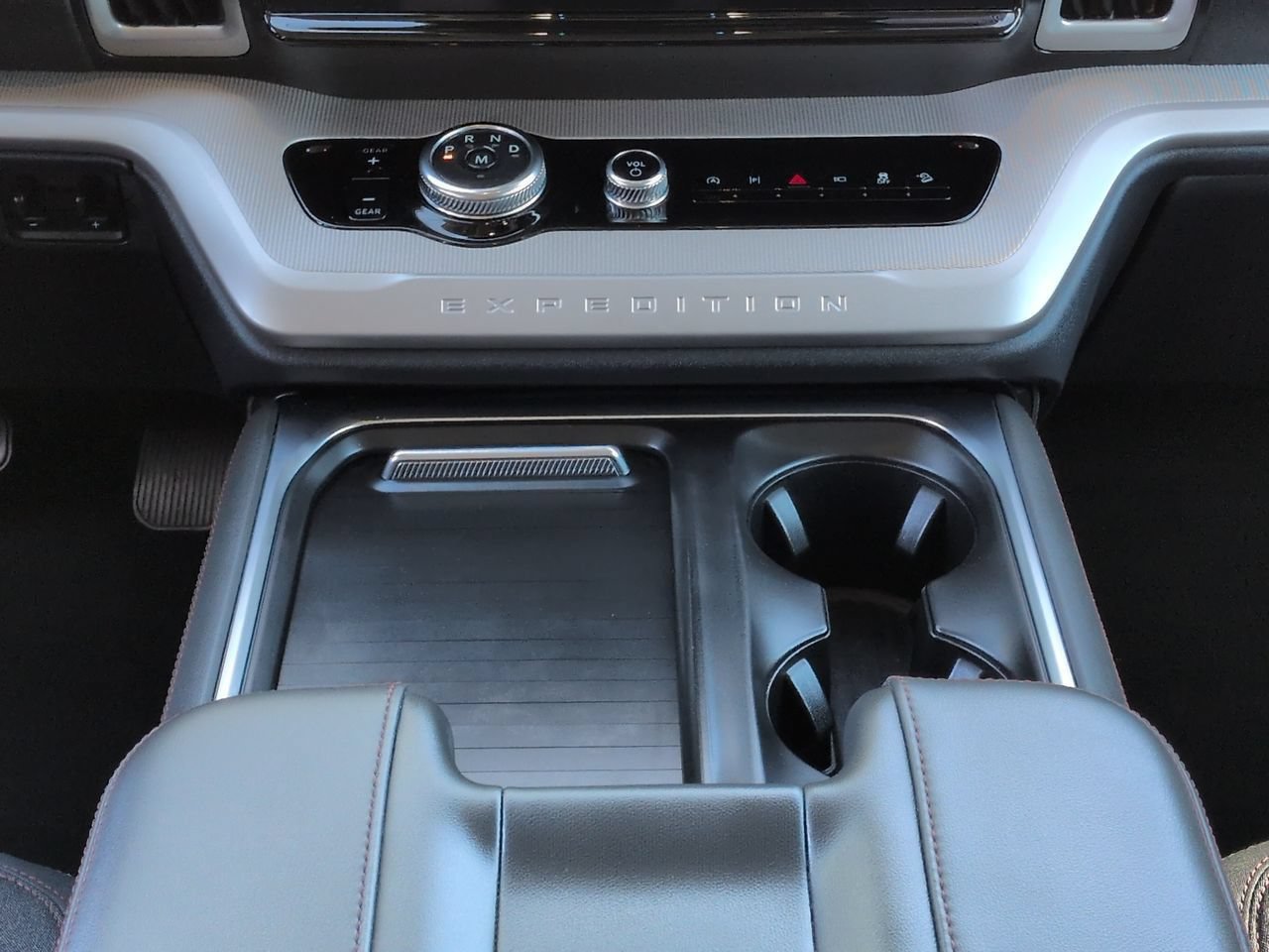 Certified 2025 Ford Expedition Max Active AWD/4WD image 19
