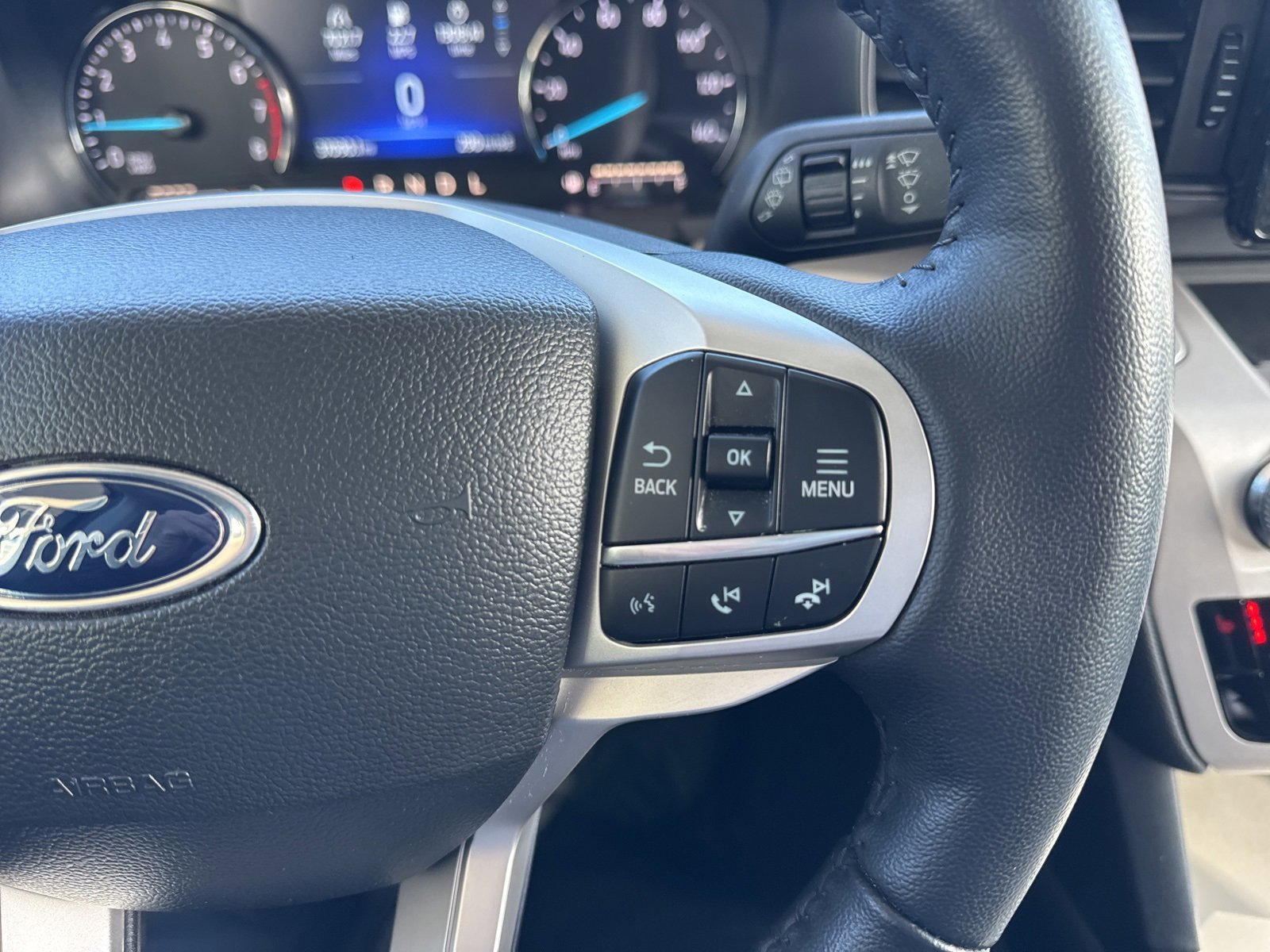 Certified 2023 Ford Explorer XLT image 29