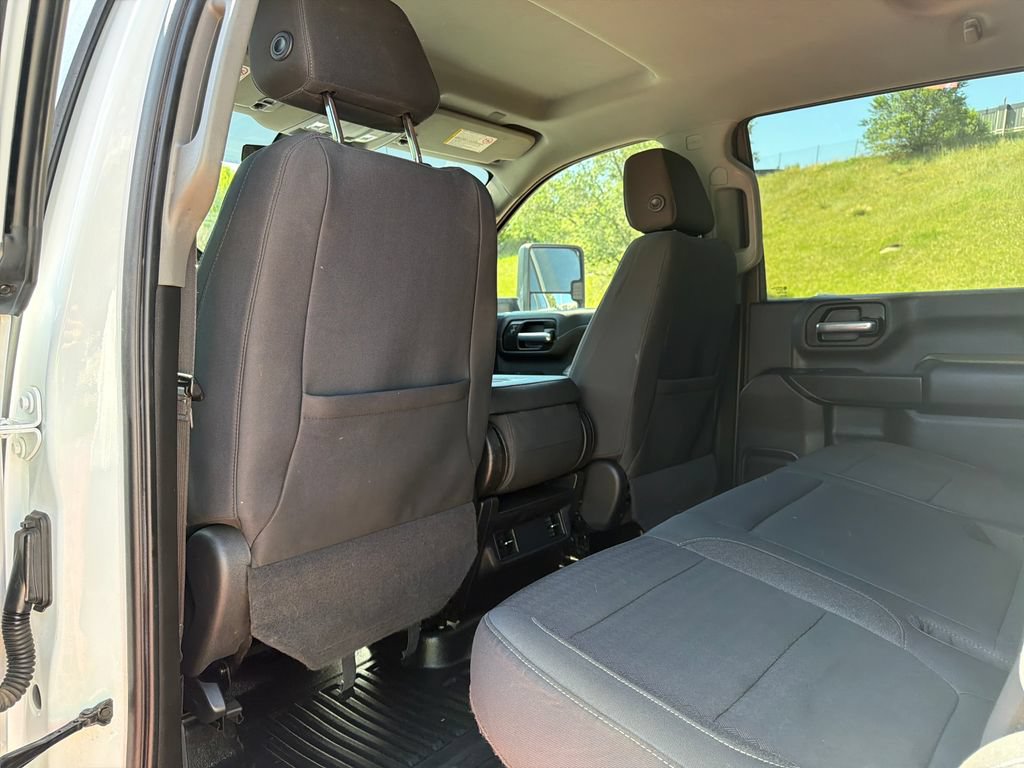 Used 2020 Chevrolet Silverado 3500 LT AWD/4WD image 24