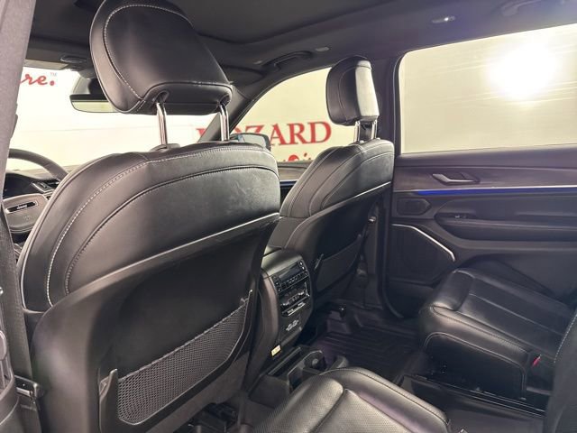 Used 2024 Jeep Grand Cherokee L Overland w/ Trailer Tow Package image 14