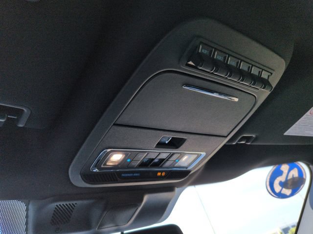 Certified 2025 Ford F350 Platinum w/ Tremor Off-Road Package AWD/4WD image 22
