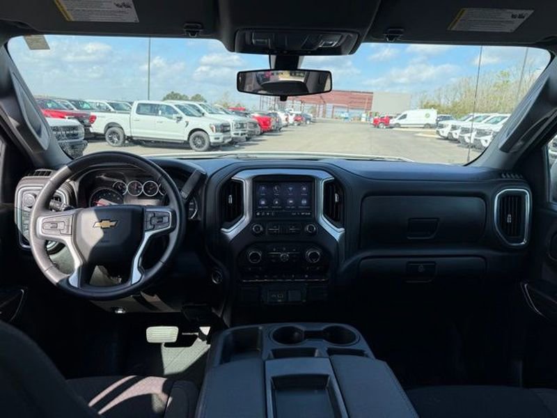 Used 2022 Chevrolet Silverado 1500 LT w/ Safety Package image 9