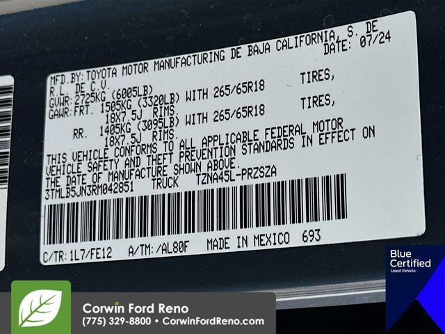 Used 2024 Toyota Tacoma TRD Sport w/ TRD Sport Upgrade Package image 37