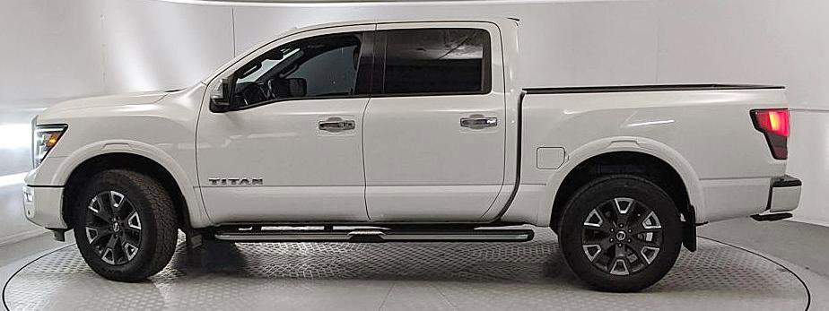 Used 2021 Nissan Titan Platinum Reserve w/ Moonroof Package AWD/4WD image 5
