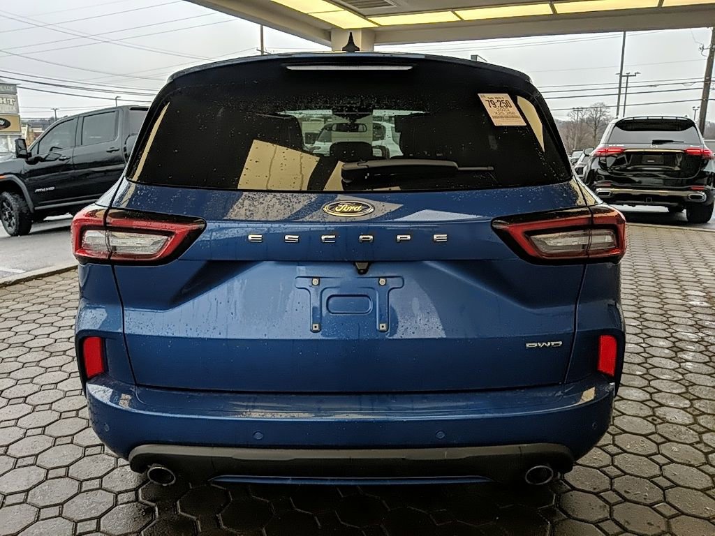 Certified 2023 Ford Escape ST-Line w/ Tech Pack #1 AWD/4WD image 7